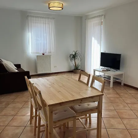 Al Monte Zelo Apartment *